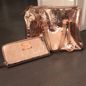 Michael Kors satchel and wallet set (Rose Gold)